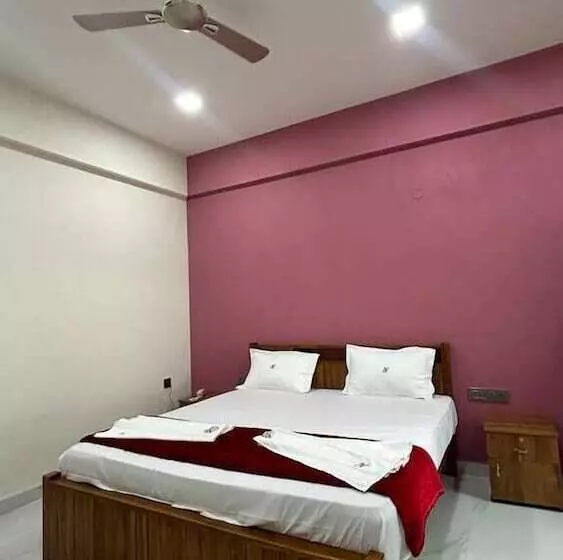 Hotelli Green View Suites