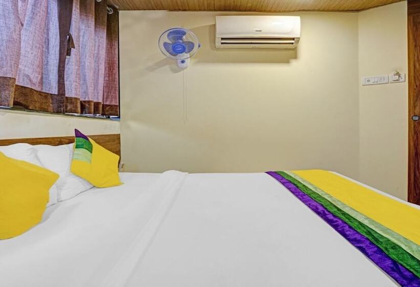 Отель New Harshita Inn By Glitz