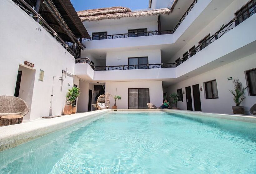 هتل Hau Holbox Beach Front