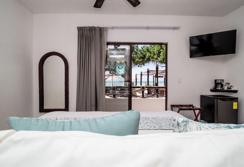 هتل Hau Holbox Beach Front