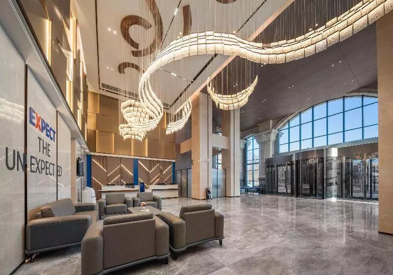 Hotelli Holiday Inn Express Turpan