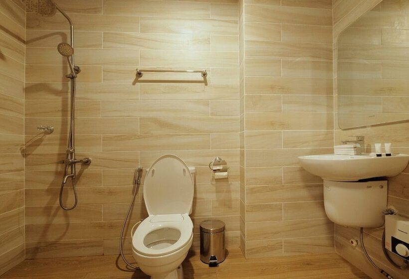 בית מלון כפרי Jai Cobs Suites