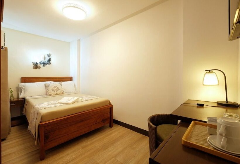 בית מלון כפרי Jai Cobs Suites