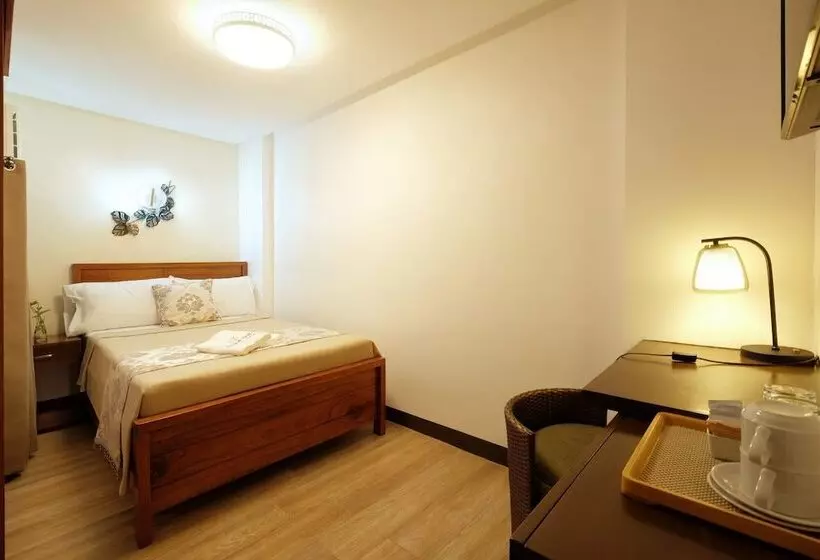 Hotel Jai Cobs Suites