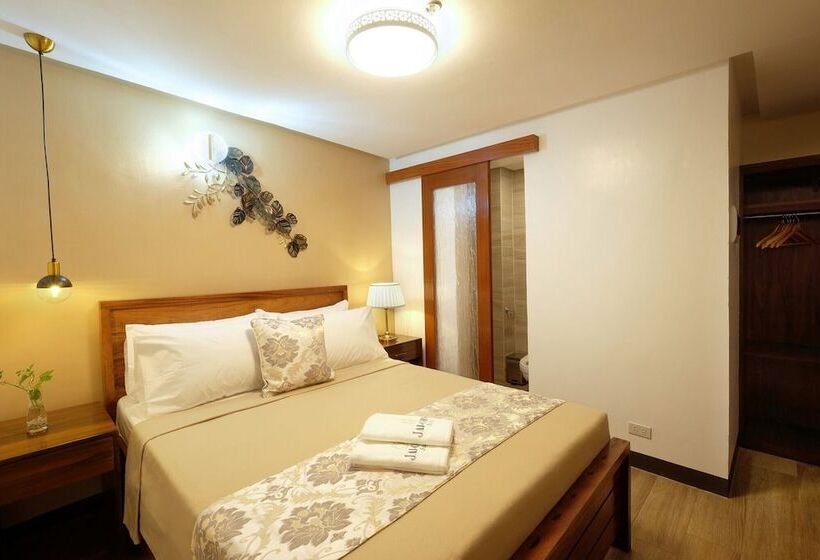 בית מלון כפרי Jai Cobs Suites