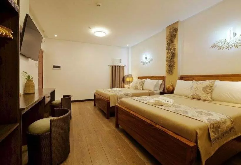 Hotel Jai Cobs Suites