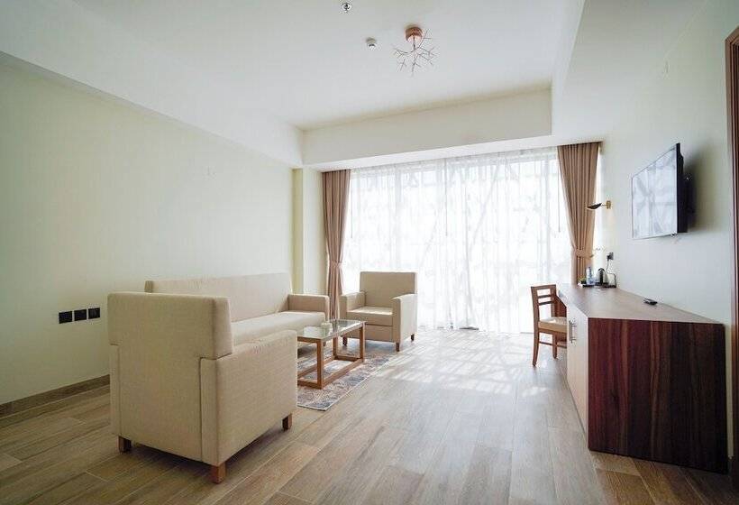 هتل Kyriad Muscat