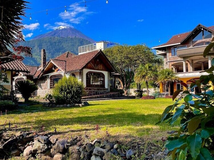 ホテル La Quinta Mansion