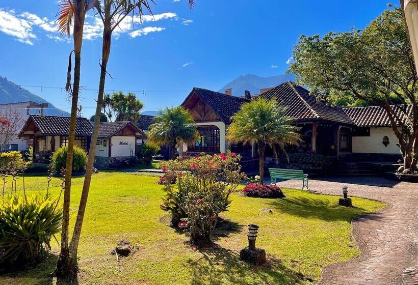 ホテル La Quinta Mansion