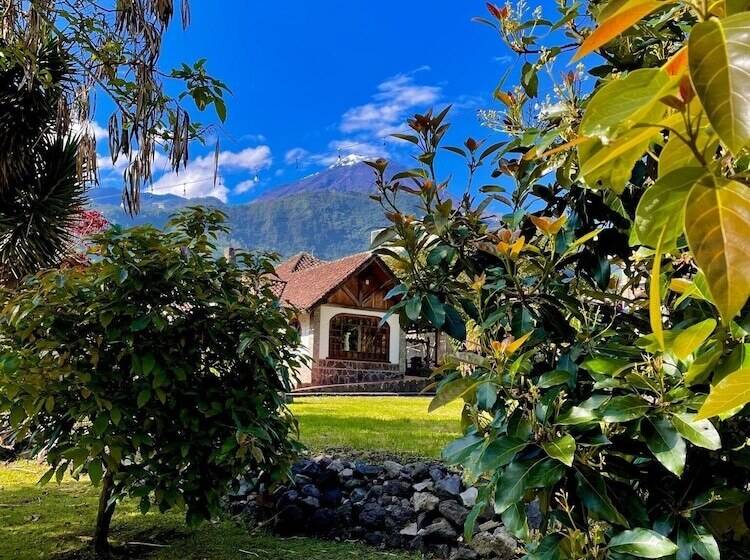 ホテル La Quinta Mansion