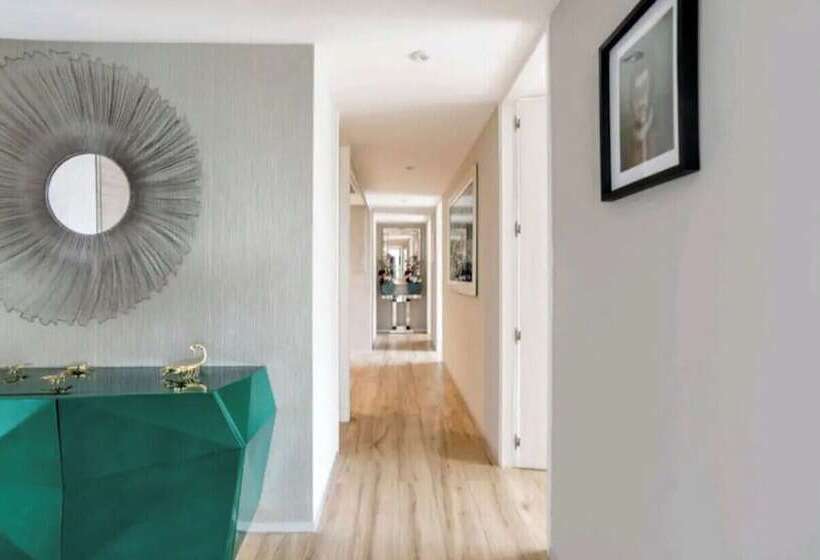 هتل Latitud Providencia