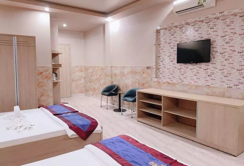 هتل Khach San Nam Kieu Ca Mau