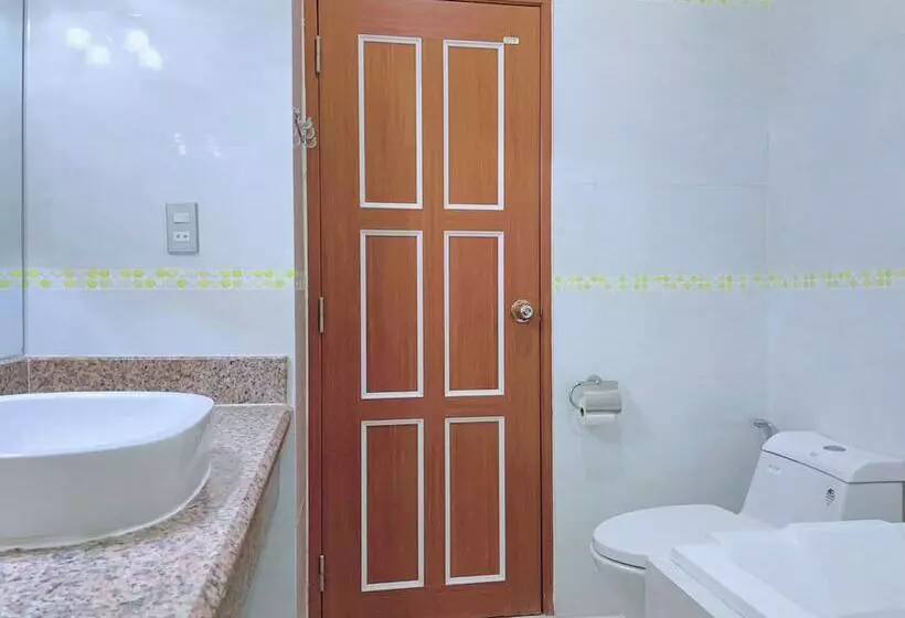 هتل Khach San Nam Kieu Ca Mau