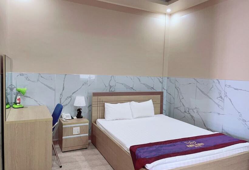 هتل Khach San Nam Kieu Ca Mau