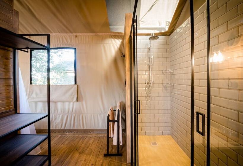 בית מלון כפרי Nkuhlu Tented Camp