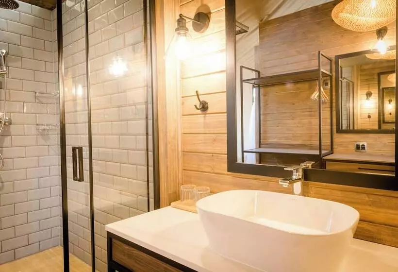 هتل Nkuhlu Tented Camp