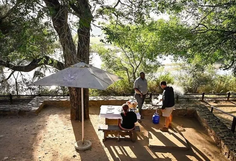 هتل Nkuhlu Tented Camp