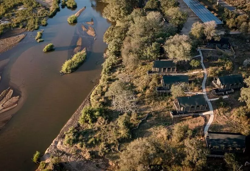 هتل Nkuhlu Tented Camp