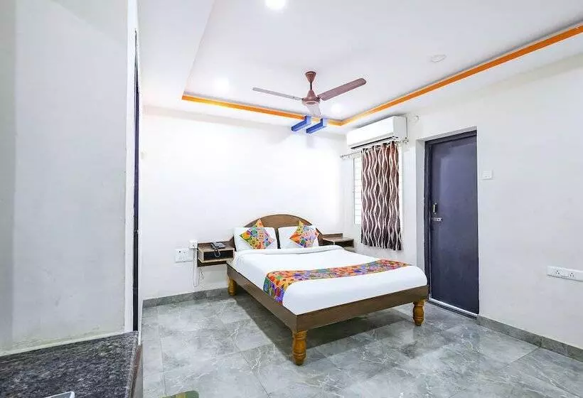 ホテル Fabexpress Sri Lakshmi Residency