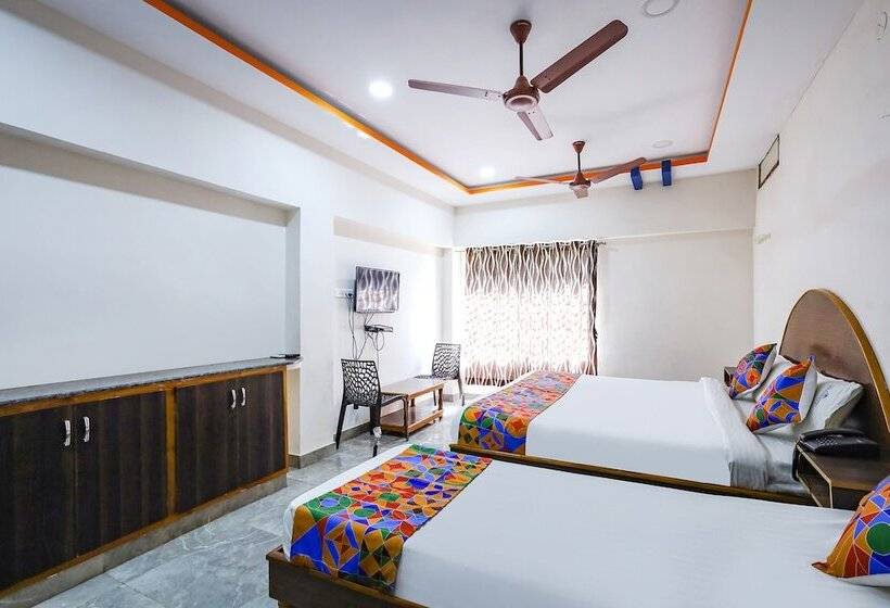 Hotel Fabexpress Sri Lakshmi Residency
