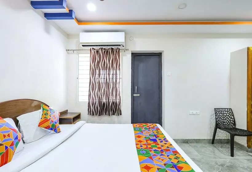 ホテル Fabexpress Sri Lakshmi Residency