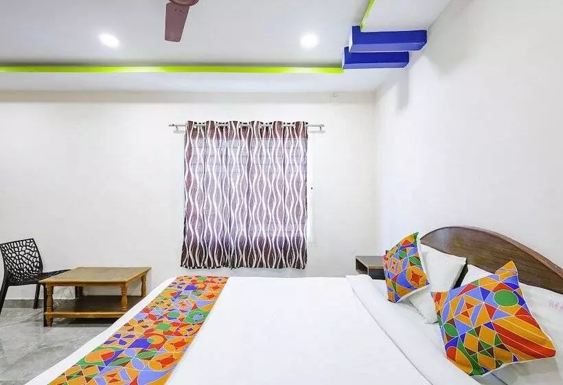 ホテル Fabexpress Sri Lakshmi Residency