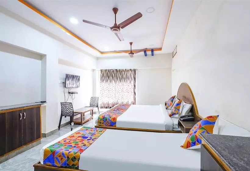 ホテル Fabexpress Sri Lakshmi Residency