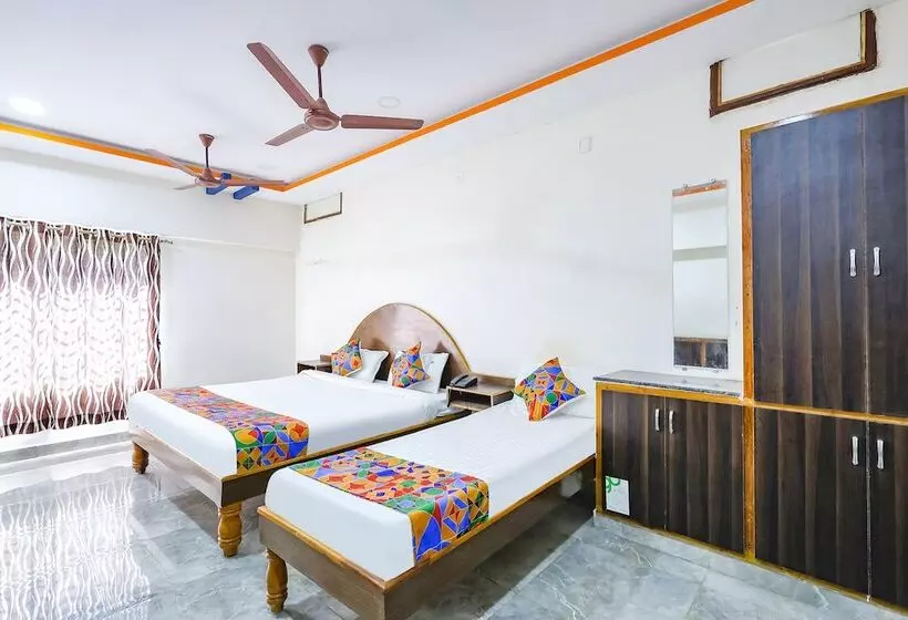 ホテル Fabexpress Sri Lakshmi Residency