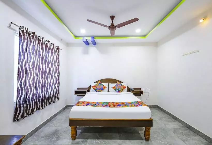 ホテル Fabexpress Sri Lakshmi Residency