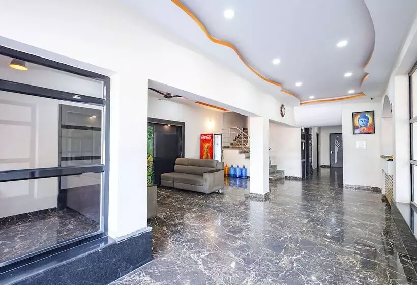 ホテル Fabexpress Sri Lakshmi Residency