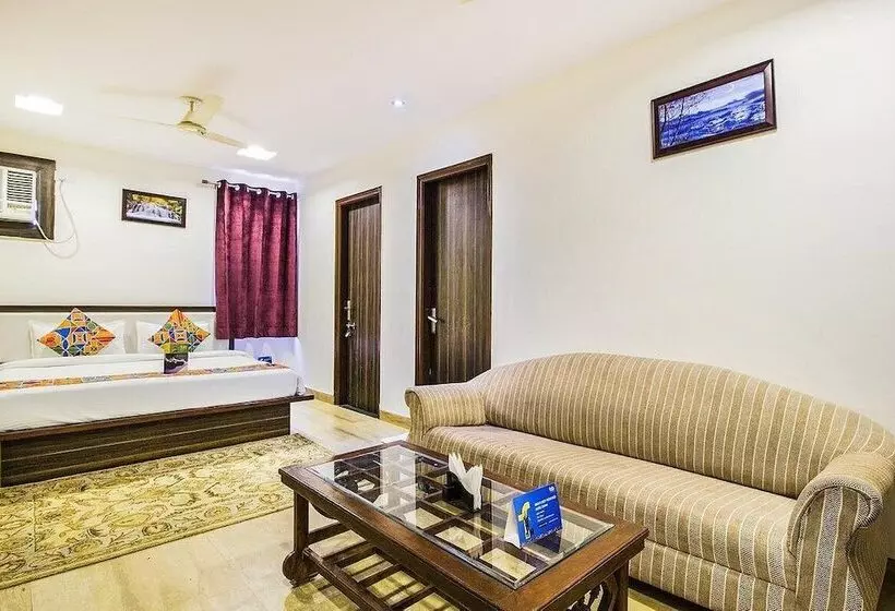 ホテル The Airport Residency