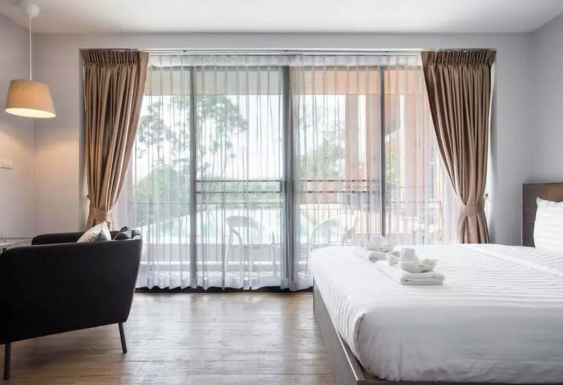 Hotelli The Earth Anthioch Khao Yai