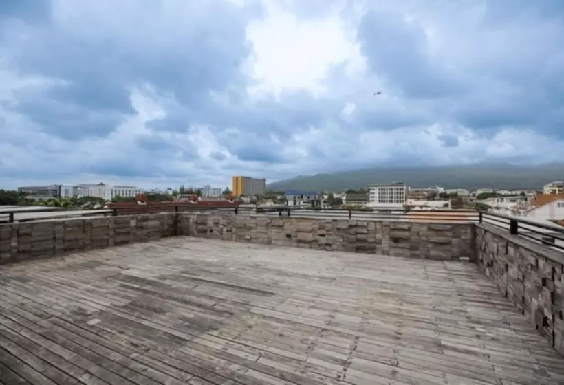 پانسیون Arbors Homestay