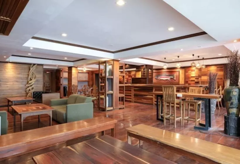 پانسیون Arbors Homestay