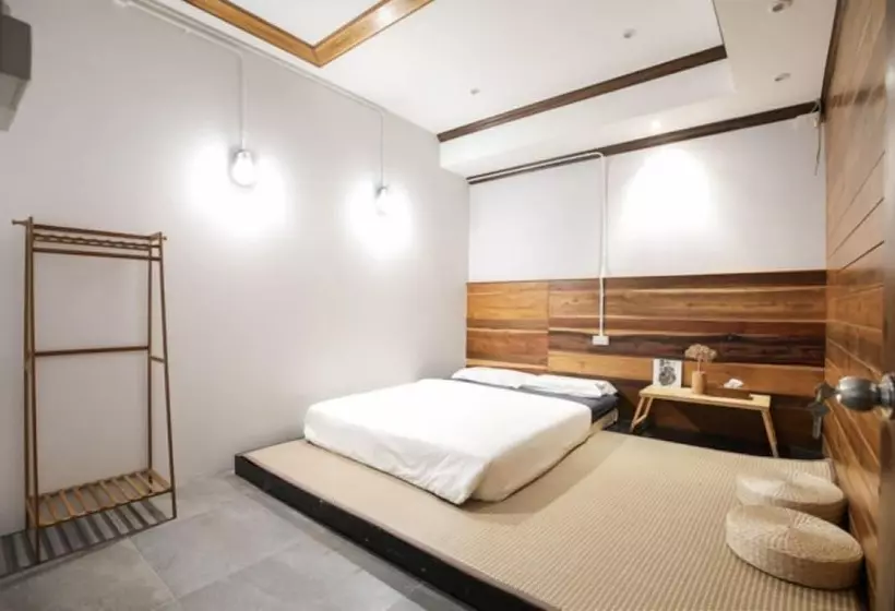 پانسیون Arbors Homestay