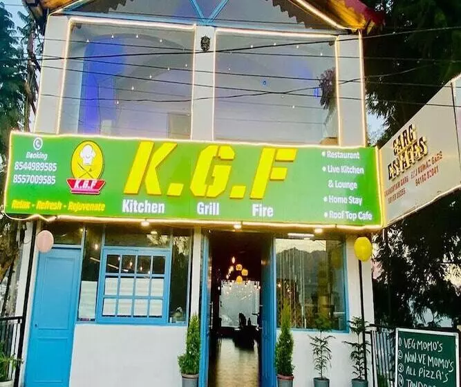 ペンション Kgf