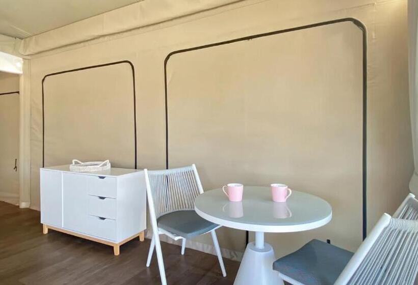 리조트 Glamping Tent 7 All Accessible