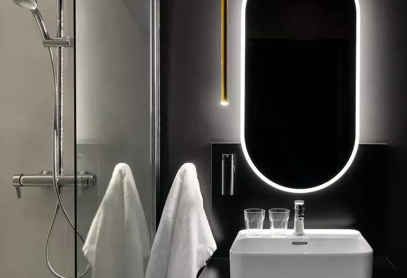 Saint Martin Residence By Y3 Hotels, Old Town With Wellness