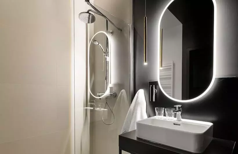 Saint Martin Residence By Y3 Hotels, Old Town With Wellness