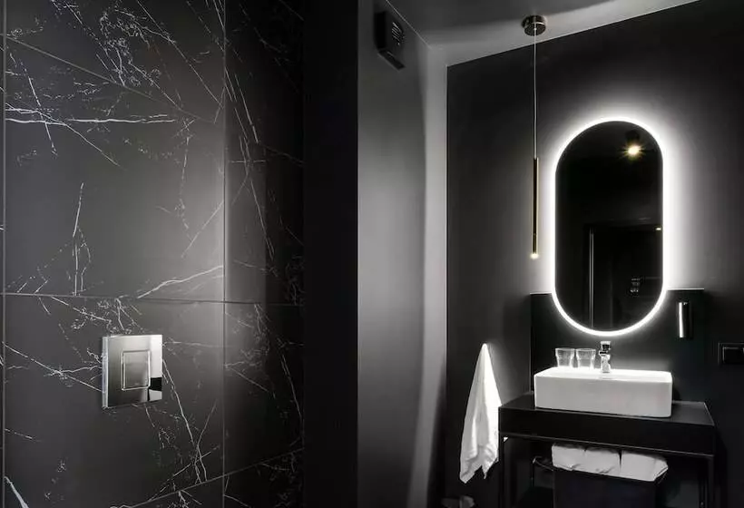 Saint Martin Residence By Y3 Hotels, Old Town With Wellness