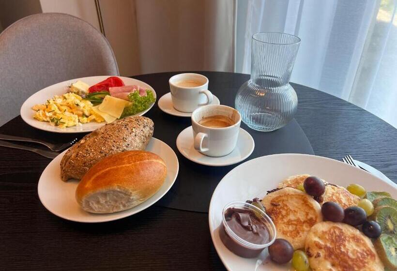 Saint Martin Residence By Y3 Hotels, Old Town With Wellness