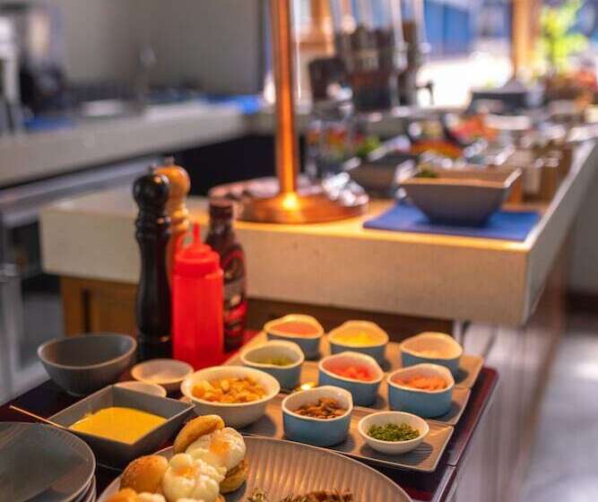 The Waiting Lodge Hotel Pyin Oo Lwin