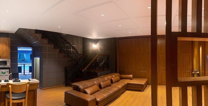 The Waiting Lodge Hotel Pyin Oo Lwin