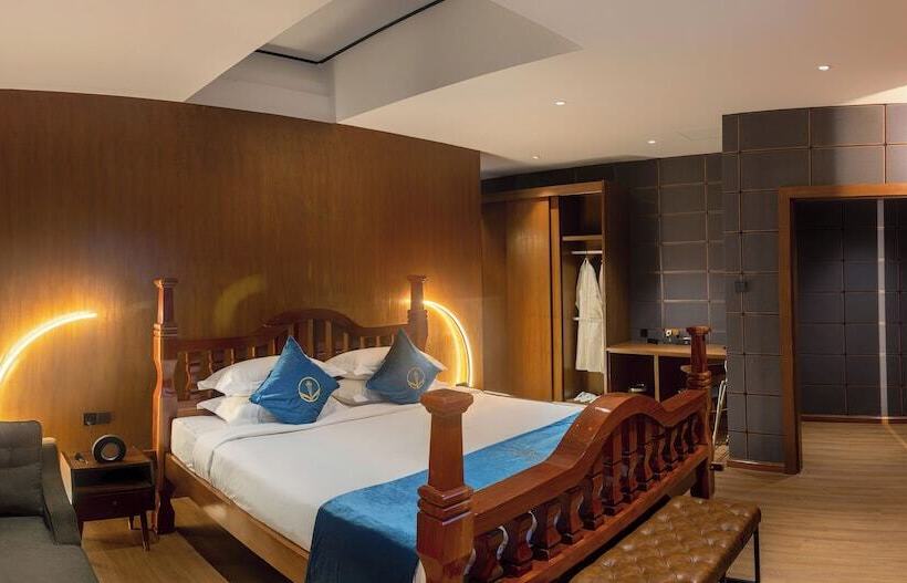 The Waiting Lodge Hotel Pyin Oo Lwin