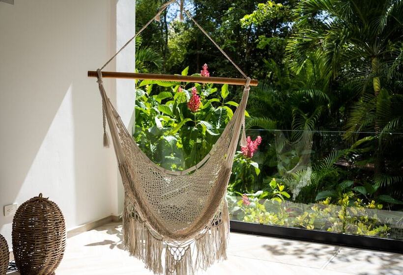 Yaaxlum Luxury Oasis In Tulum