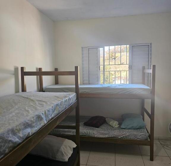 Hostel Dos Pinheirais 2