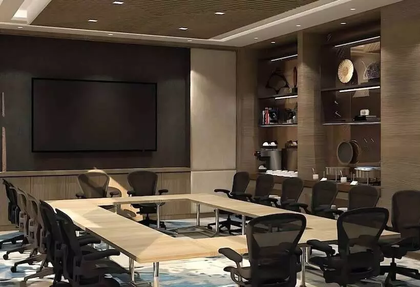 Hotelli Doubletree By Hilton Vientiane