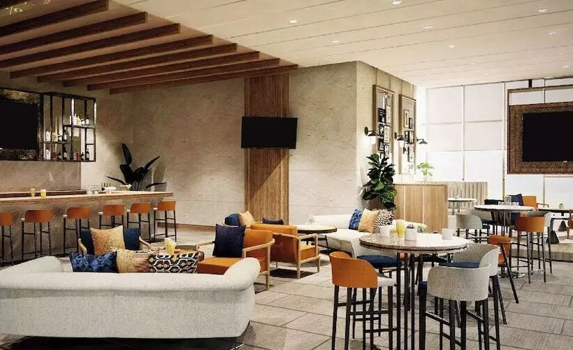 Hotelli Doubletree By Hilton Vientiane