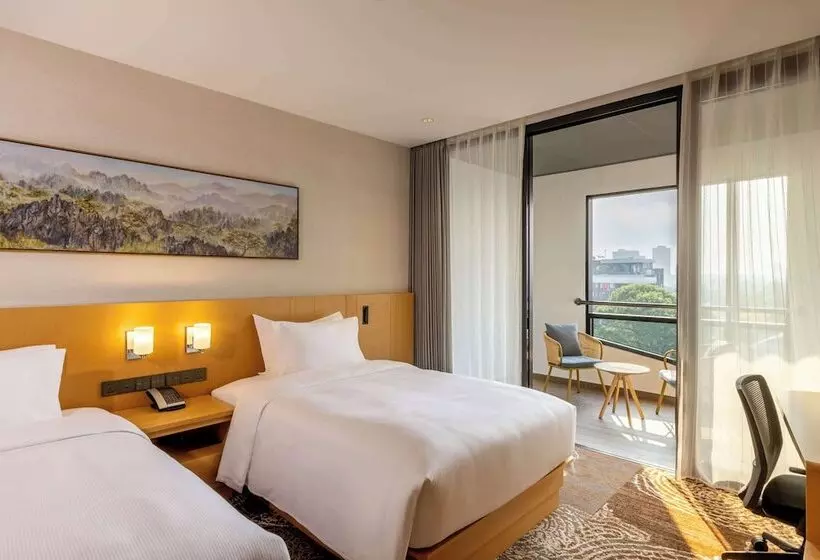 Hotelli Doubletree By Hilton Vientiane