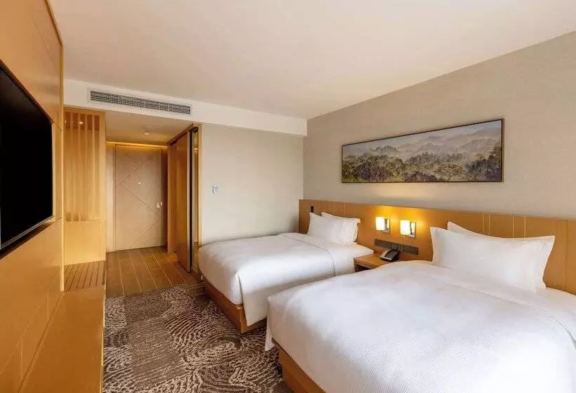 Hotelli Doubletree By Hilton Vientiane